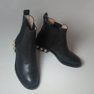 valtina chelsea boot